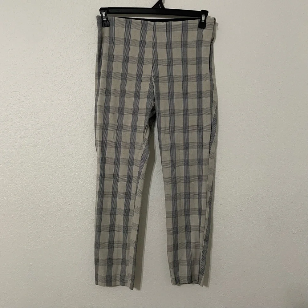 A New Day woman’s Checkered Pants size 10 tan office business casual career chic
